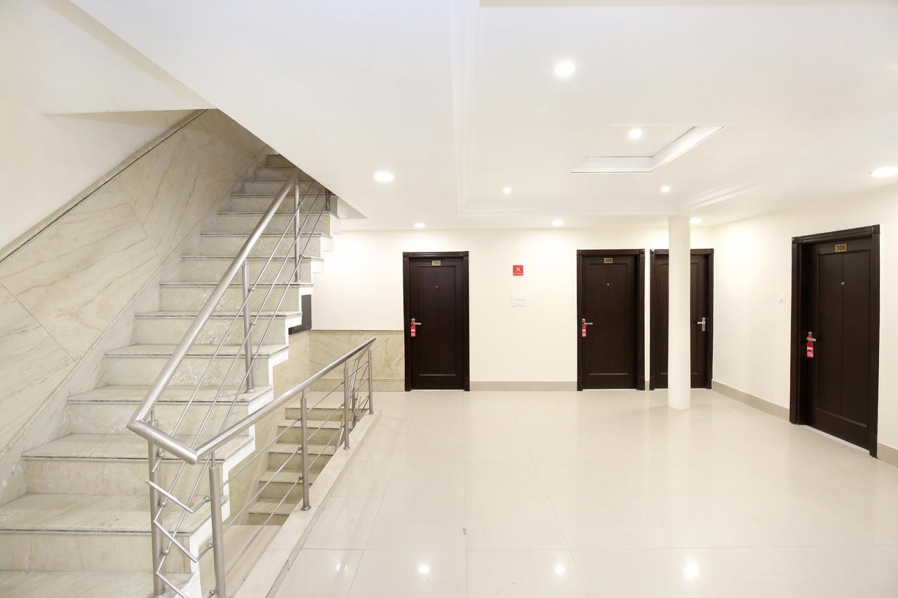 Oyo 12354 Hotel Sangreela Amritsar Exterior foto