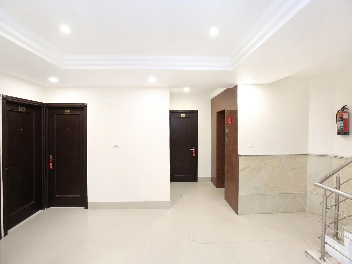 Oyo 12354 Hotel Sangreela Amritsar Exterior foto