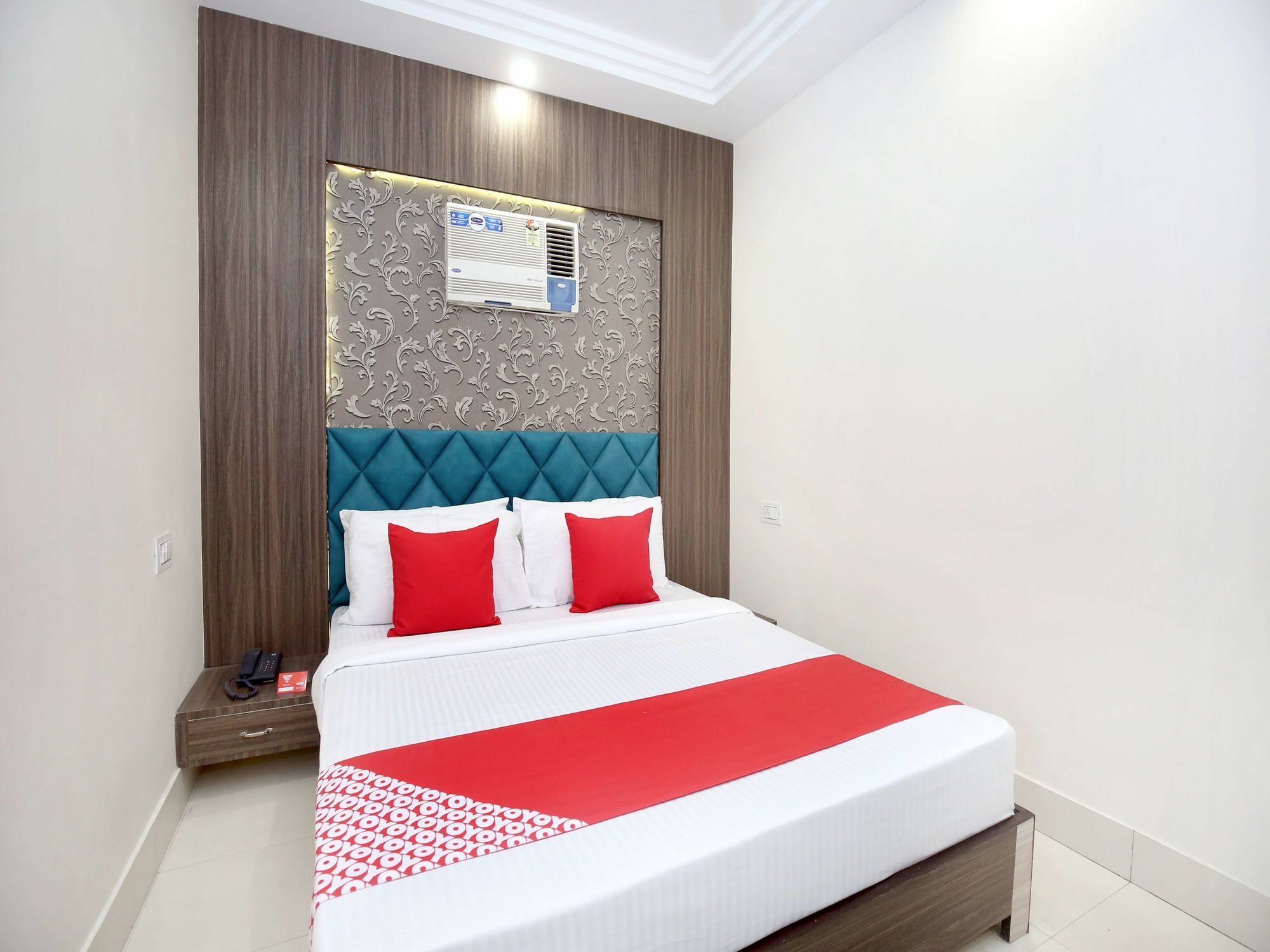 Oyo 12354 Hotel Sangreela Amritsar Exterior foto